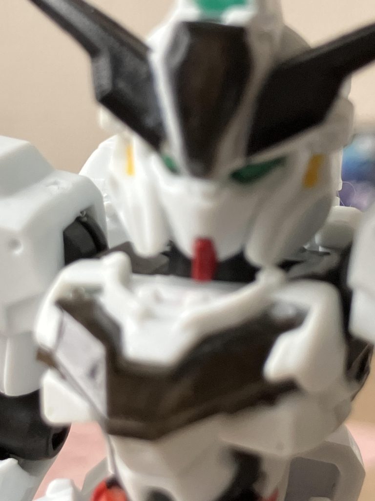 ガチャポンでキャリバーンを当てた瞬間、思ったのは水星の魔女あそーとのスレッタと一緒に飾って見ようと思って、やってみたら結構いいと思いました。