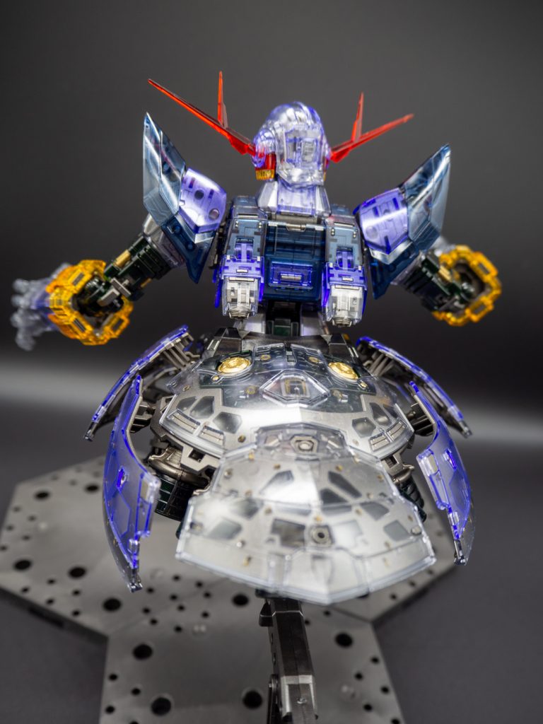 後ろも展開!メカメカしい!