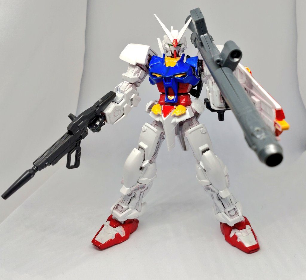 ガンダムアストレイファーストフレーム–6枚目/制作者：シン