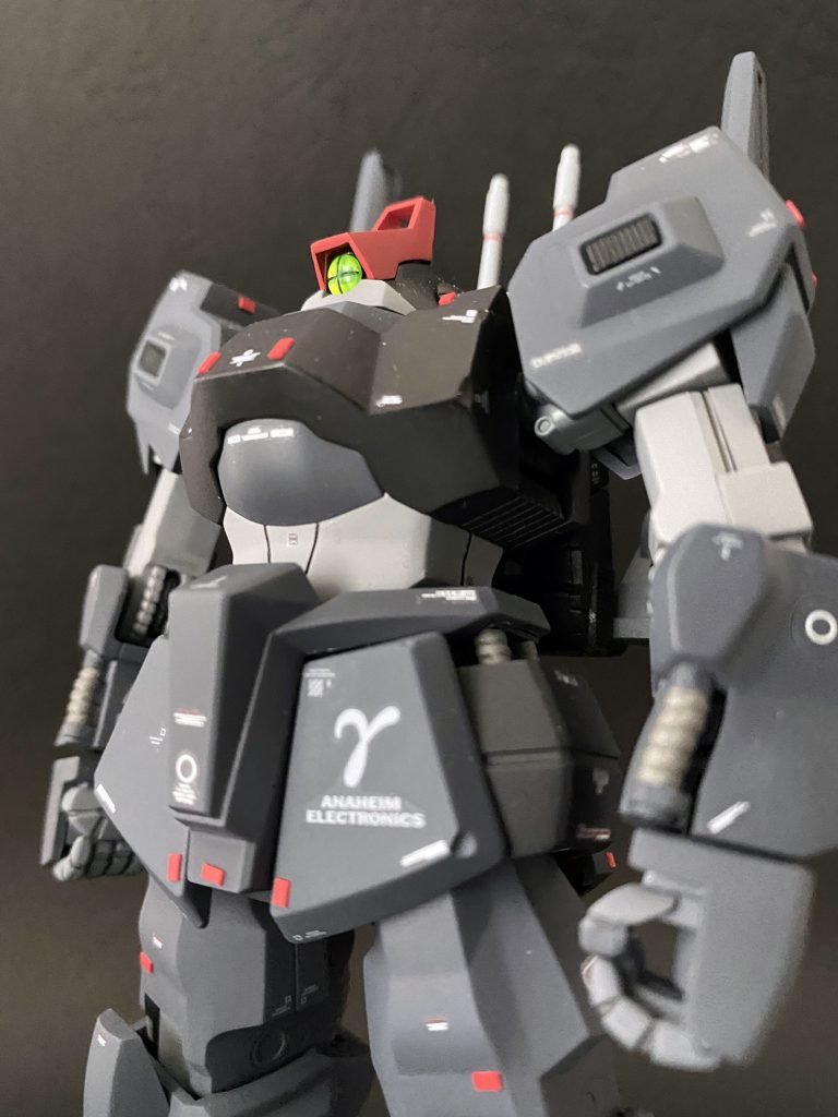 今見ると赤チップが大きすぎるし、くどく感じる。