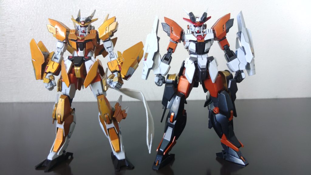 後の改良型「撃槍 ガンダム・ガングニール」と比較。ガンダム・ガングニールのオリジナルということで所々のアーマーは同じものとシルエットを似せる様に制作しています。