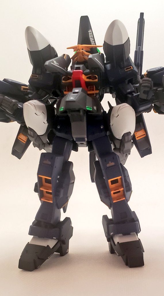 今回は塗装にかなり苦戦しました。