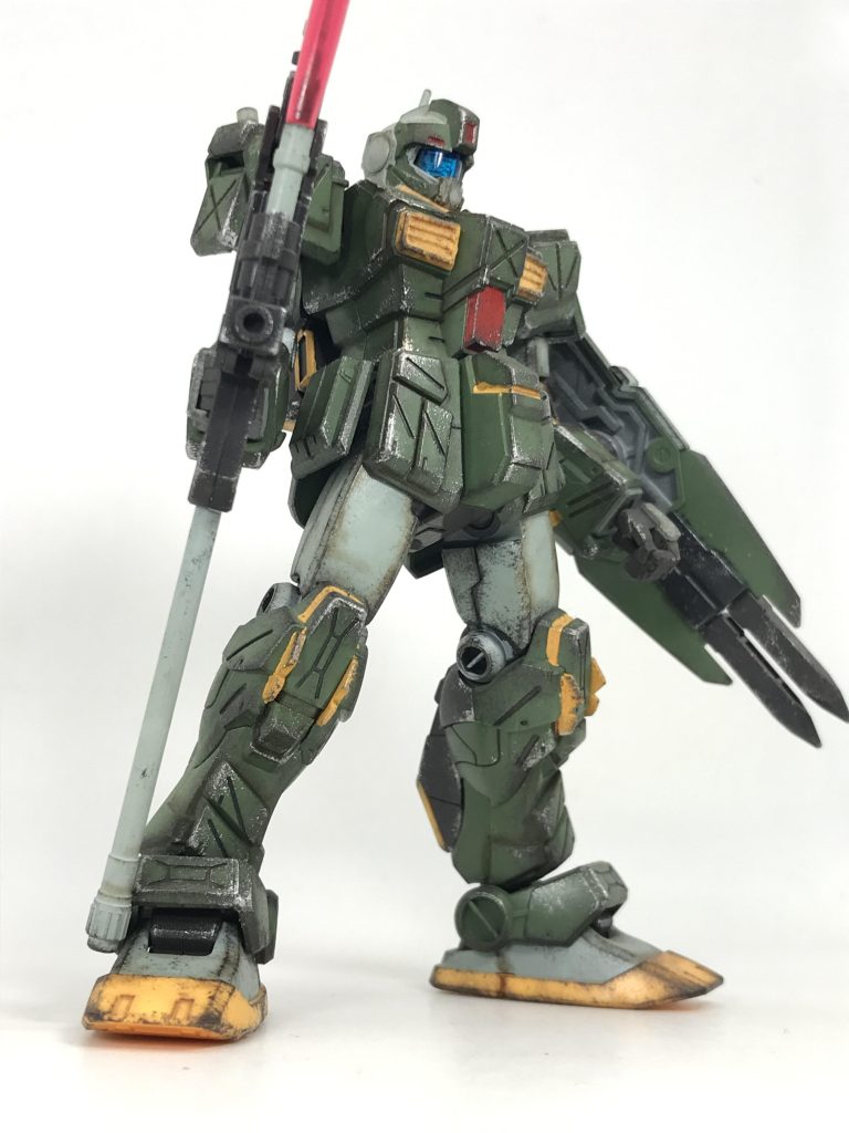 HGUC ジムストライカー 部分塗装 お手軽ウェザリング無塗装パチ組→色の足りない箇所を部分塗装→つや消しスプレー→お手軽ウェザリング成形色を活かした お手軽汚しの過去作