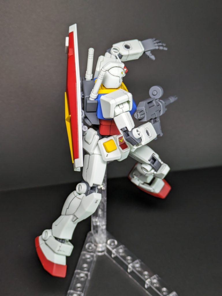 【脇下の振り返り射撃】