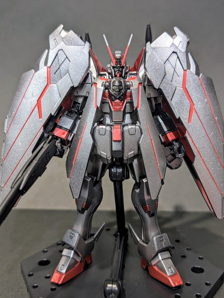 今回のテーマはエアブラシの上達とマスキングテープの塗り分け。エアブラシはダマとか希釈が難しい、マスキングも丸一日使ってと労力使うけど綺麗に塗り分け出来ますね。