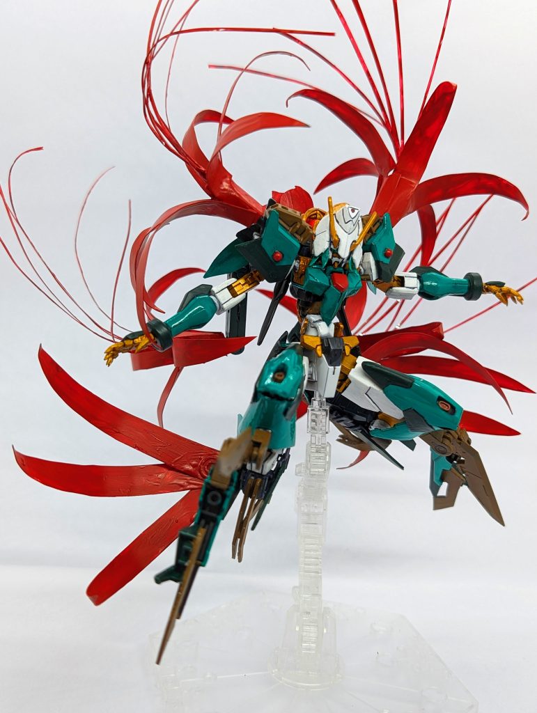 ちなみにコアガンダムのライフルを持ち中近距離で手数で攻めるということもできます