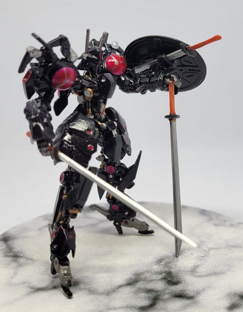 駆け足で?2体作りましたが、アーティファクト楽しめました!特にパラスアテネは、デザイン的に色々な方向に持って行けるきがしました。残ったパーツと、パラス2体…しばらく考えて作ろうと、思います。