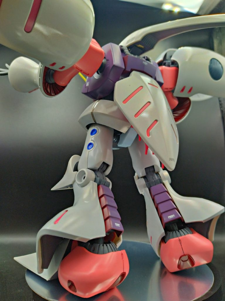 毎度カッコイイ後ろ姿♪