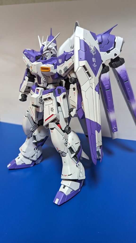 RG Hi-νガンダム–3枚目/制作者：たくあん