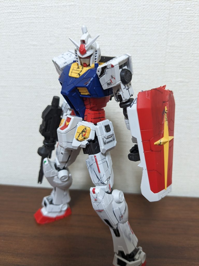 横浜ガンダム前軸とかは破壊させずに作ったので組み立てることができます。
