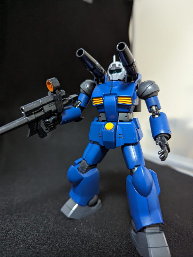 明るいとこだとこんなふう肉眼ではかなり暗いブルーなんですけどねカメラ知識ゼロなので上手くいきません