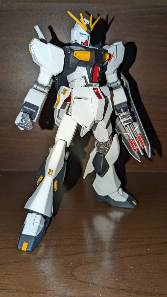 RX-93 vガンダム–2枚目/制作者：@NANANA