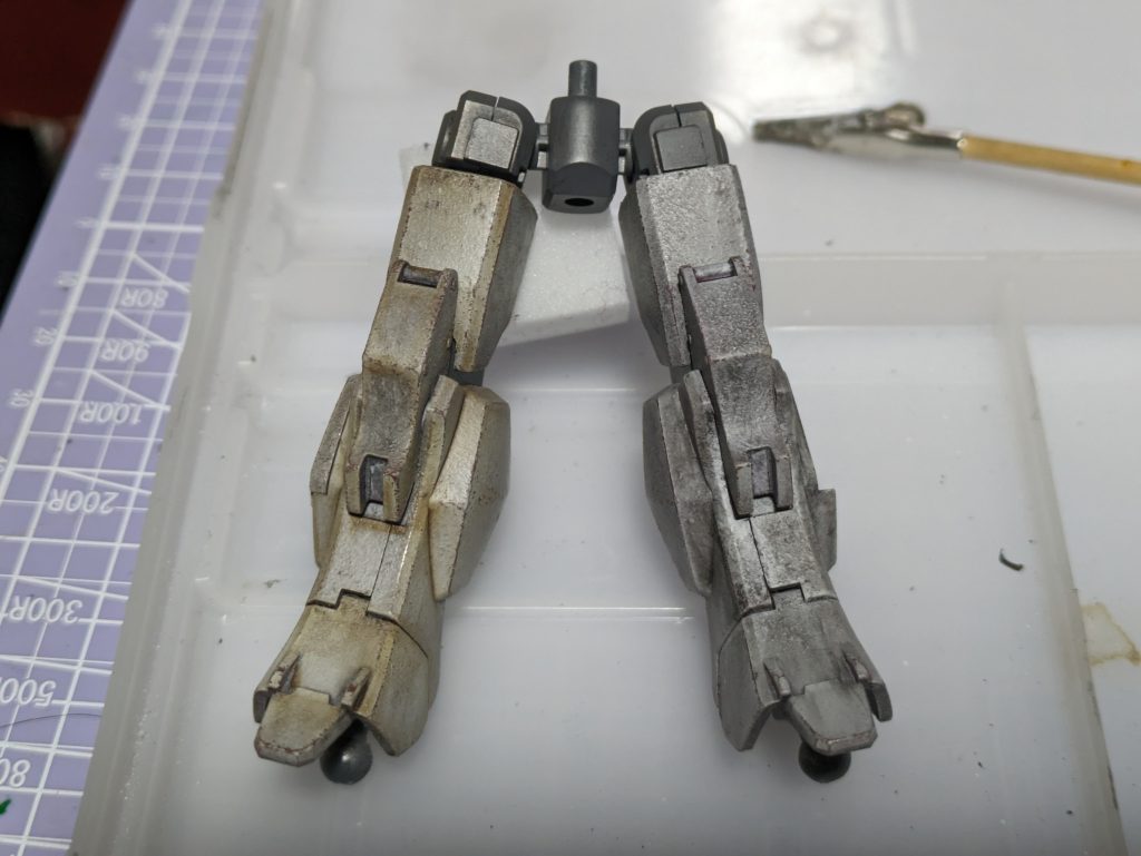 リアルタッチマーカーのウェザリング前後。かなり印象が変わります。