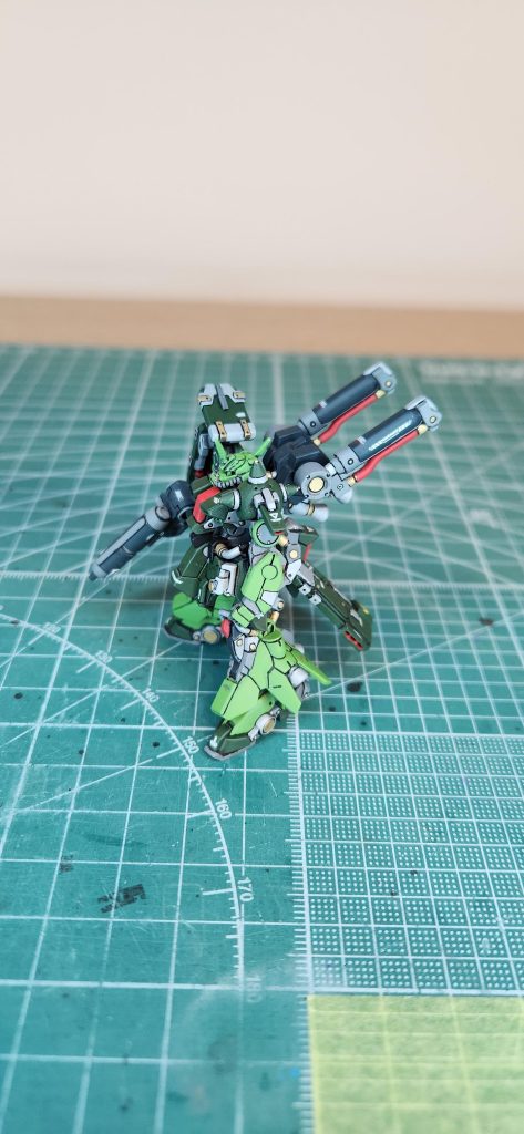 スパイク側からの横です