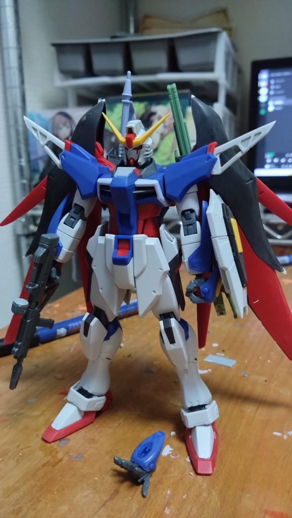 だいたいの工作が完了した状態羽根の一部シャープ化、ライフルの肉抜き埋め等はプラ板で対応