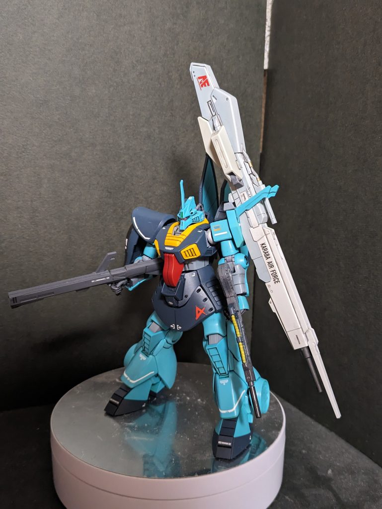 ランチャーはZガンダム３号機から拝借