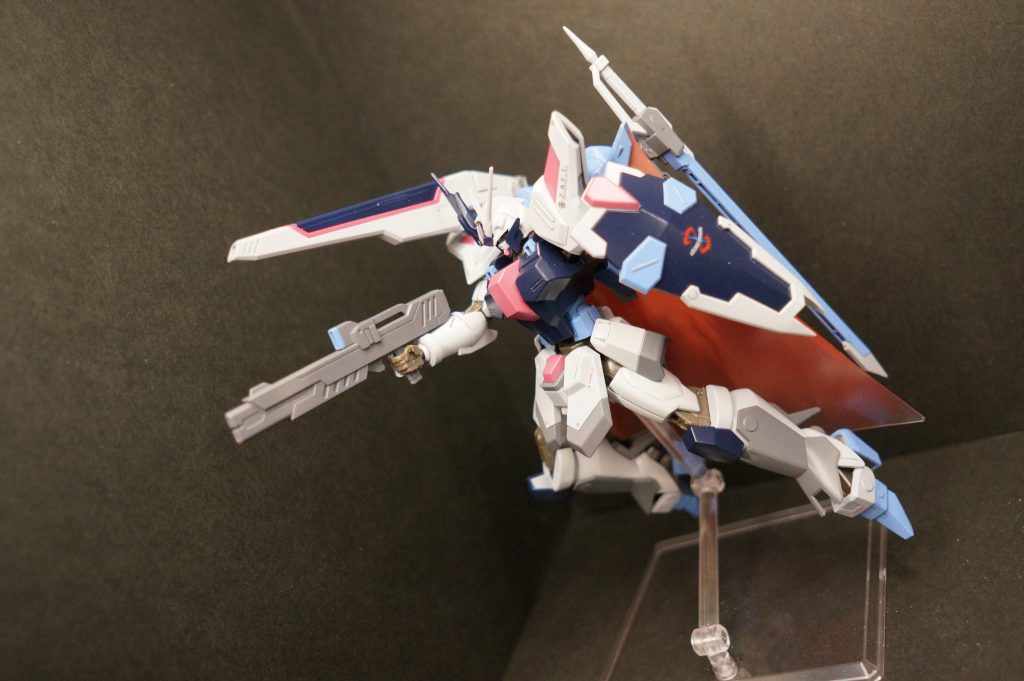 ドゥームガンダム–3枚目/制作者:SHIN