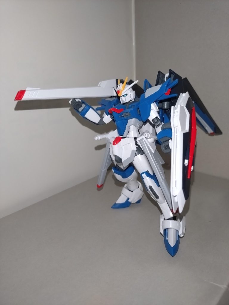 超高インパルス砲通常は片側のみの使用。