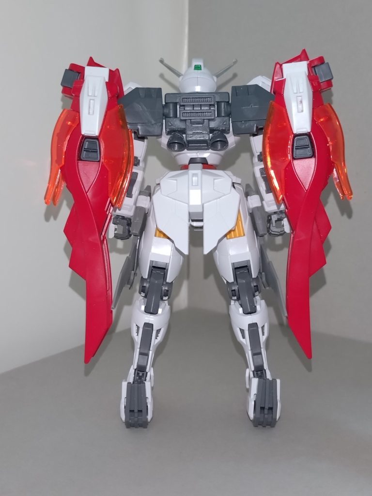 ロス・ドロリス状態と比べて機動力が増しており、MA形態での戦闘能力も向上した。