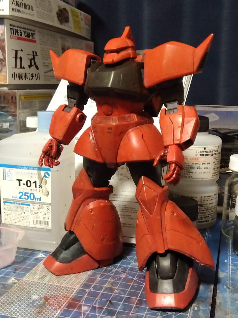 マルチホワイトがある程度乾燥したら同じ要領でフィルタリングリキッドのグレーズレッドを乗せていきます。以降、これを数回繰り返して意図した色合いになるまで続けます。