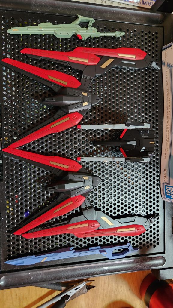 塗料はGSIクレオスのMr.カラーと墨入れはタミヤのエナメル塗装で行っています