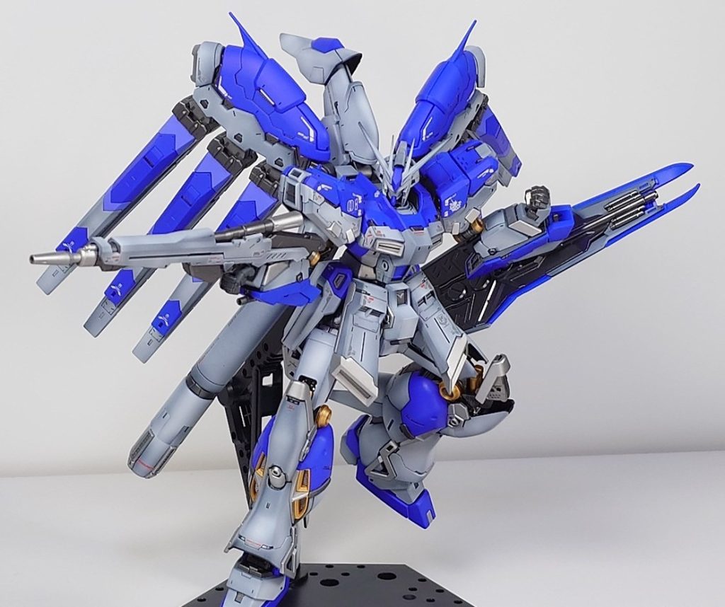 RG Hiνガンダム–4枚目/制作者：ヒロワン