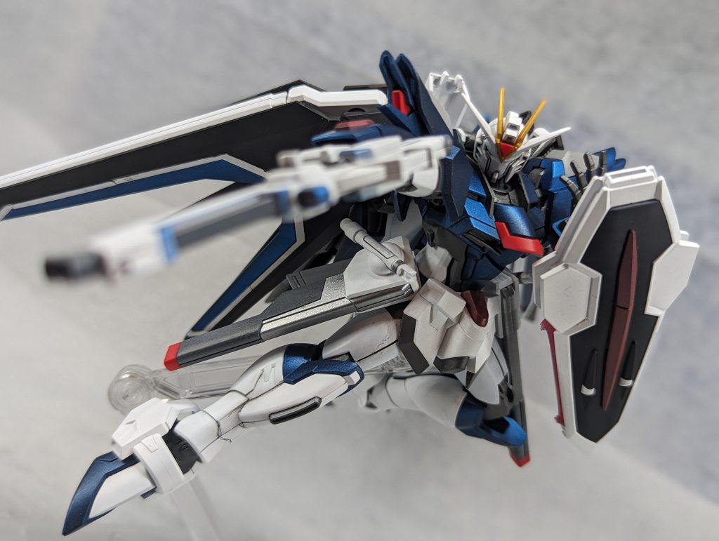 ライジングフリーダムガンダム–5枚目/制作者：みんくじら