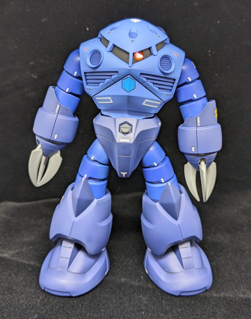 大きな改造はしてません。モノアイはラピーテープ貼ったHアイズを埋め込んでます。