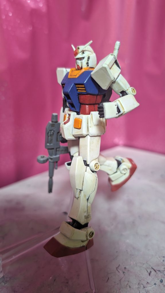 可動範囲は旧キットかFG程度しかありません(涙)