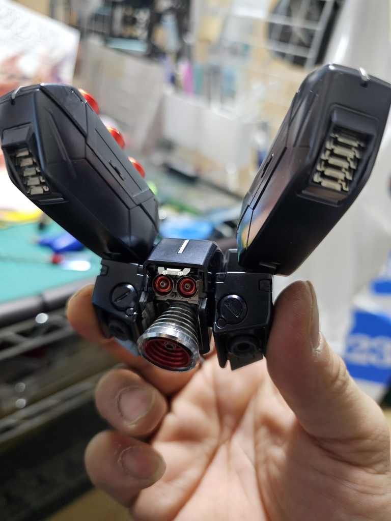 初投稿　　MG SAZABI SPECIAL  COATING  ver.ka–4枚目/制作者：@jee1225