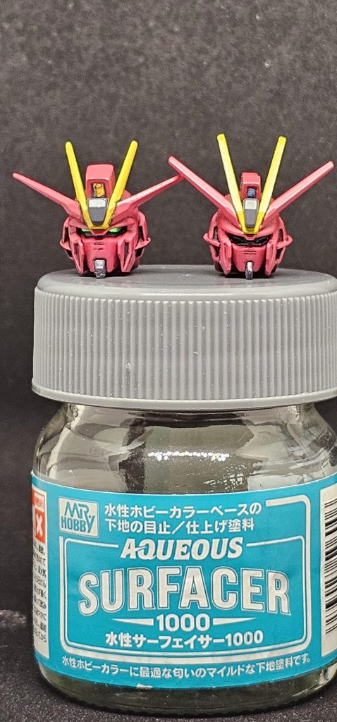 HGCEは頭部が小さすぎる気がしたので旧HGを使用しました