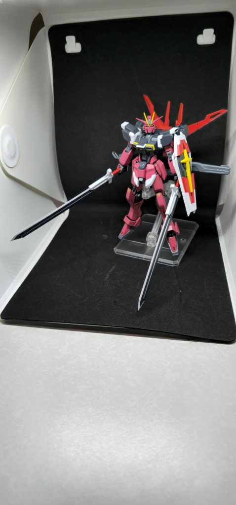 設定画のカラーリングはザクウォーリア(ルナマリア機)だと思ったのでルナマリア機からーを流用しました