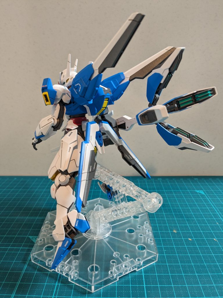 キャリバーンの装備を移植し、エアリアル最終形態的な妄想で作成しました。