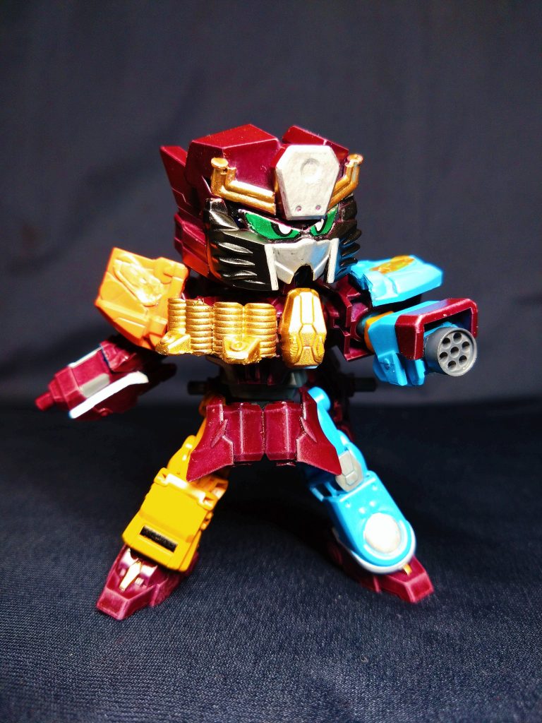 トッキュウジャーからディーゼルオーになります。過去作となるトッキュウガンダムTの過去並行世界の姿で、イマジネーションによって呼び出されます。