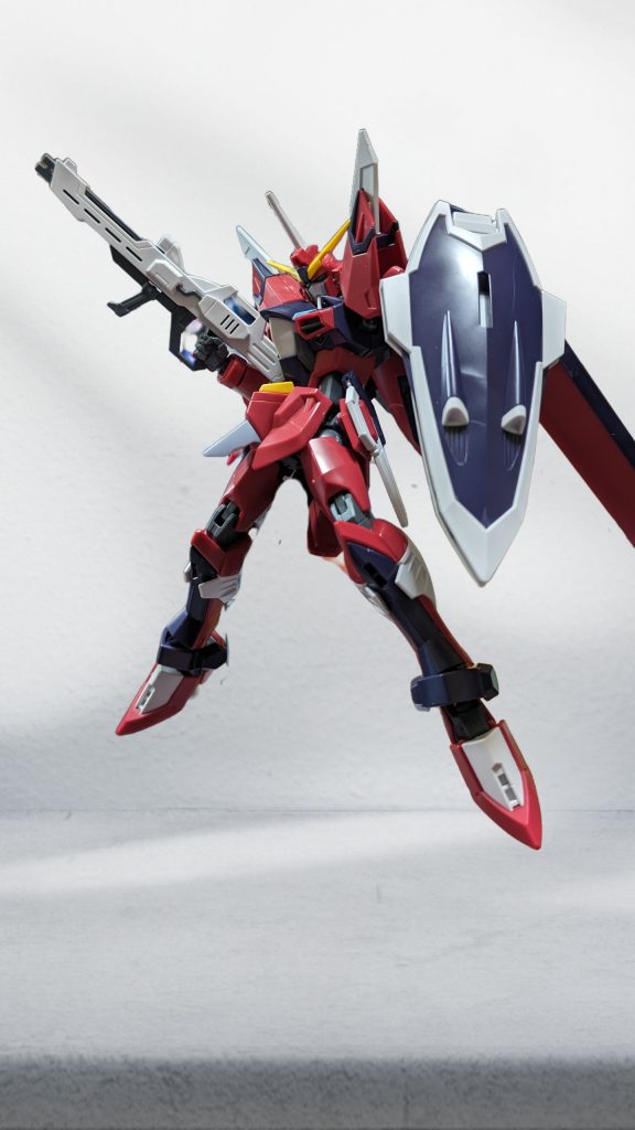 浮遊ポージング！メタルロボット魂でありそうなポーズで。