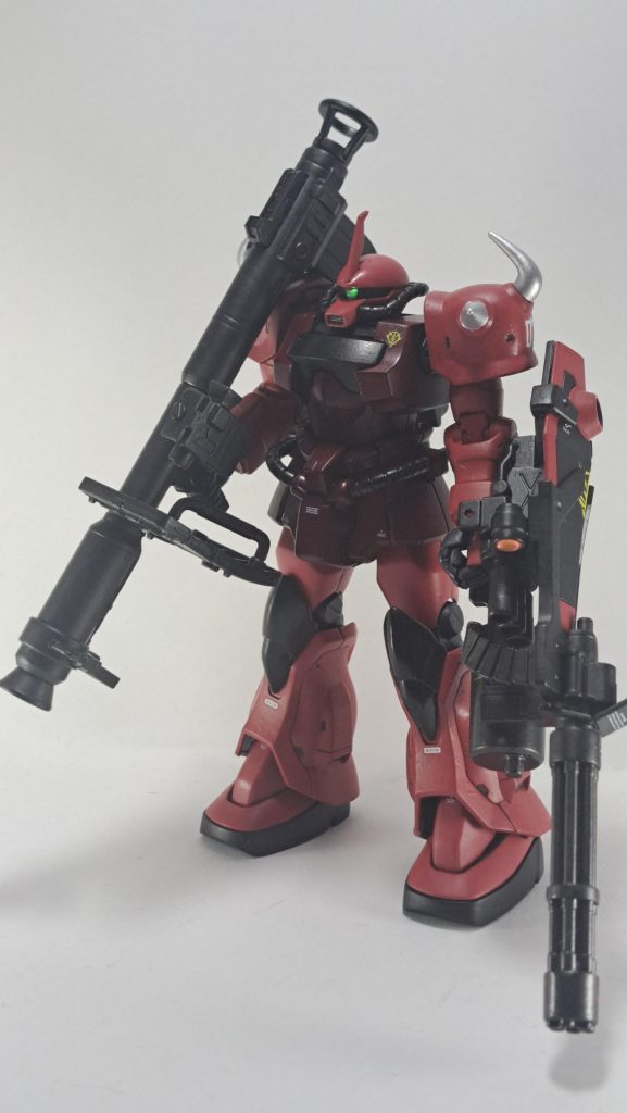 個人的好みでウェポンキットのラケーテン・バズを持たせてます。火器関連は黒鉄色で塗装しました。