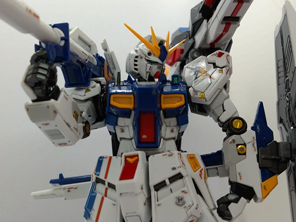 RG RX-93ff νガンダム–4枚目/制作者：しゅんしゅん