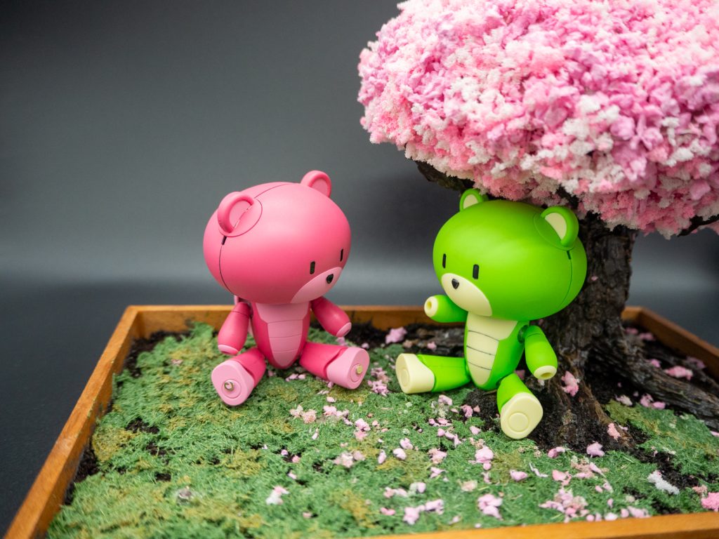 お友達も遊びに来てくれました！楽しくおしゃべりしてます(zaku-kao6)