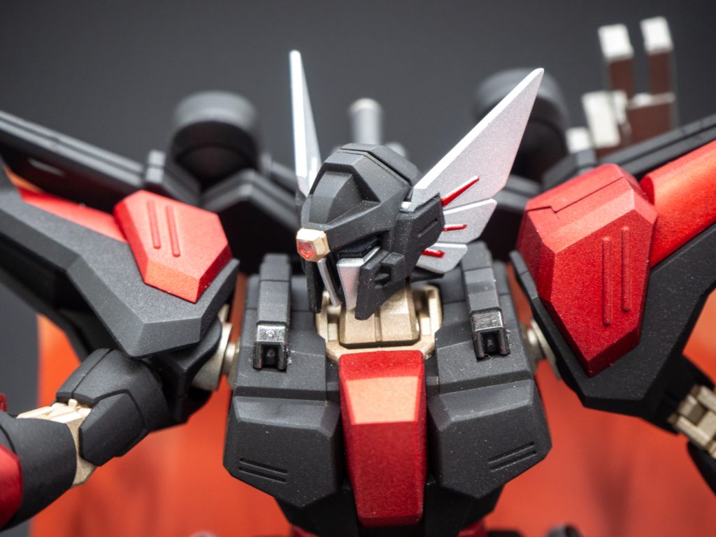 頭の羽？は先端を少し延長させ、ディテールも色分けしてみました。