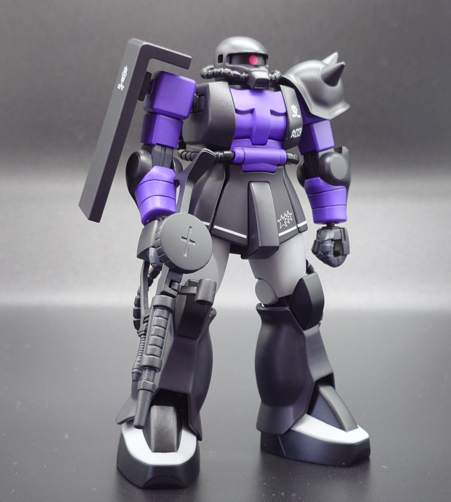 デカールは控えめに。