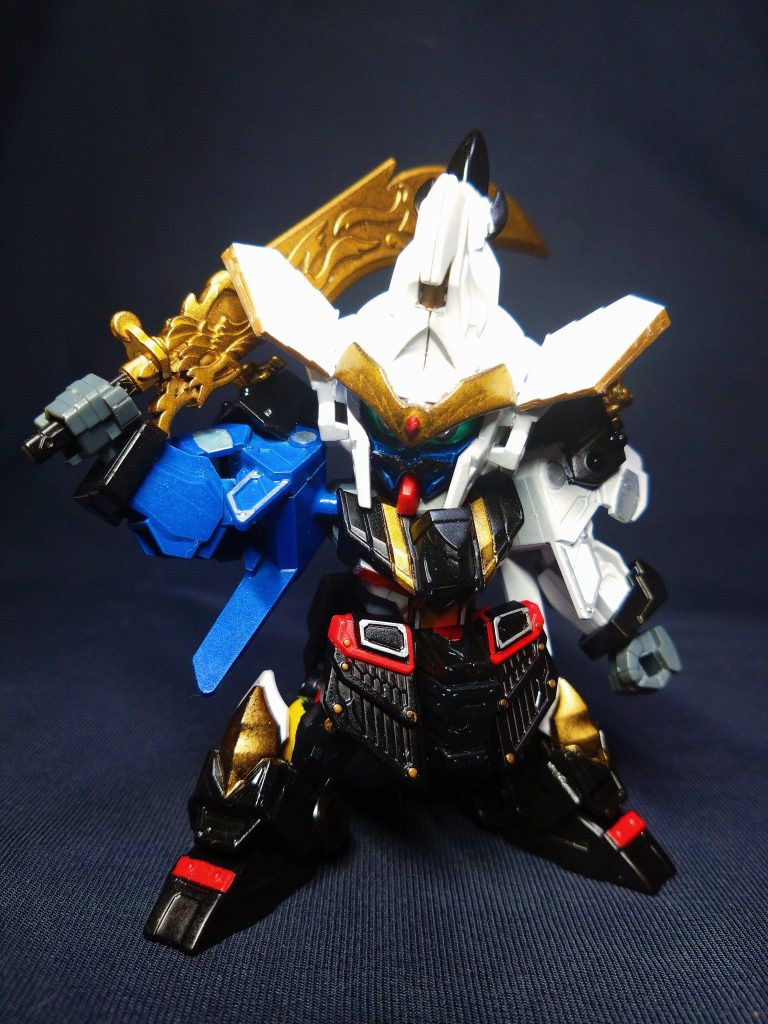 名前的には隠大将軍な感じになってますが、無敵将頑駄無とかな名前にすると無敵が安易に聞こえて逆に弱そうというか浅いというか…隠大将軍ポジションのキャラは影頑駄無か隠密忍者タイプになる予定です。