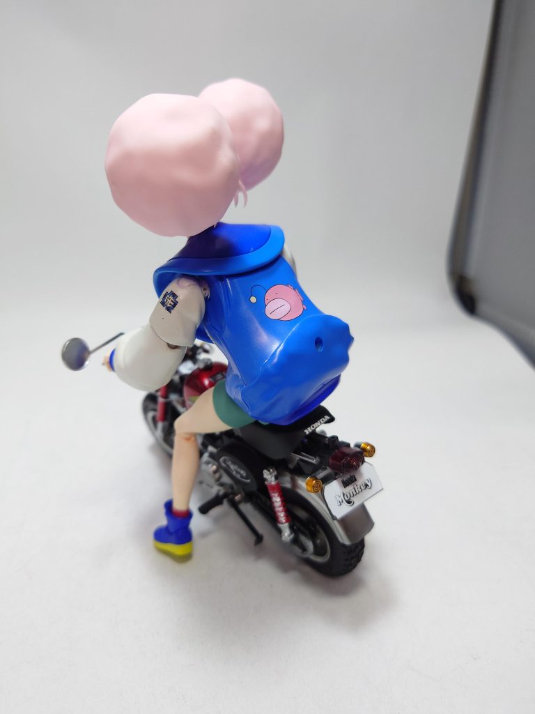 スカジャンっぽい感じにしたかったんだけどそれっぽいデカール無かったから余っていたガルパンのデカール使いました(笑)