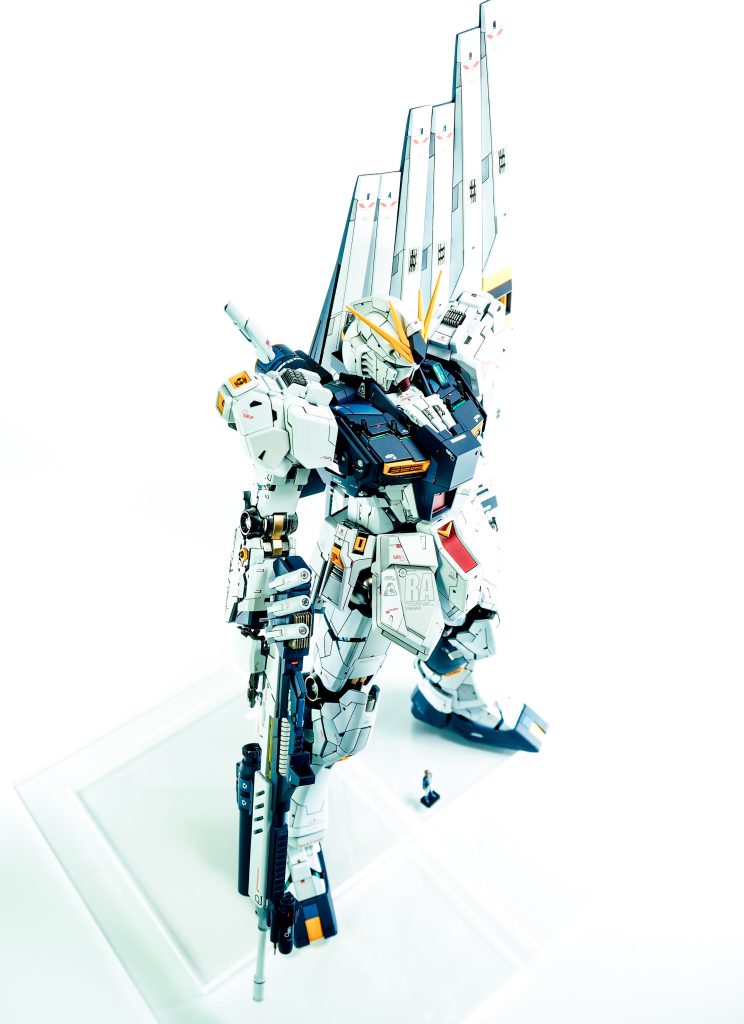 フィン・ファンネルを限りなく薄く仕上げました。