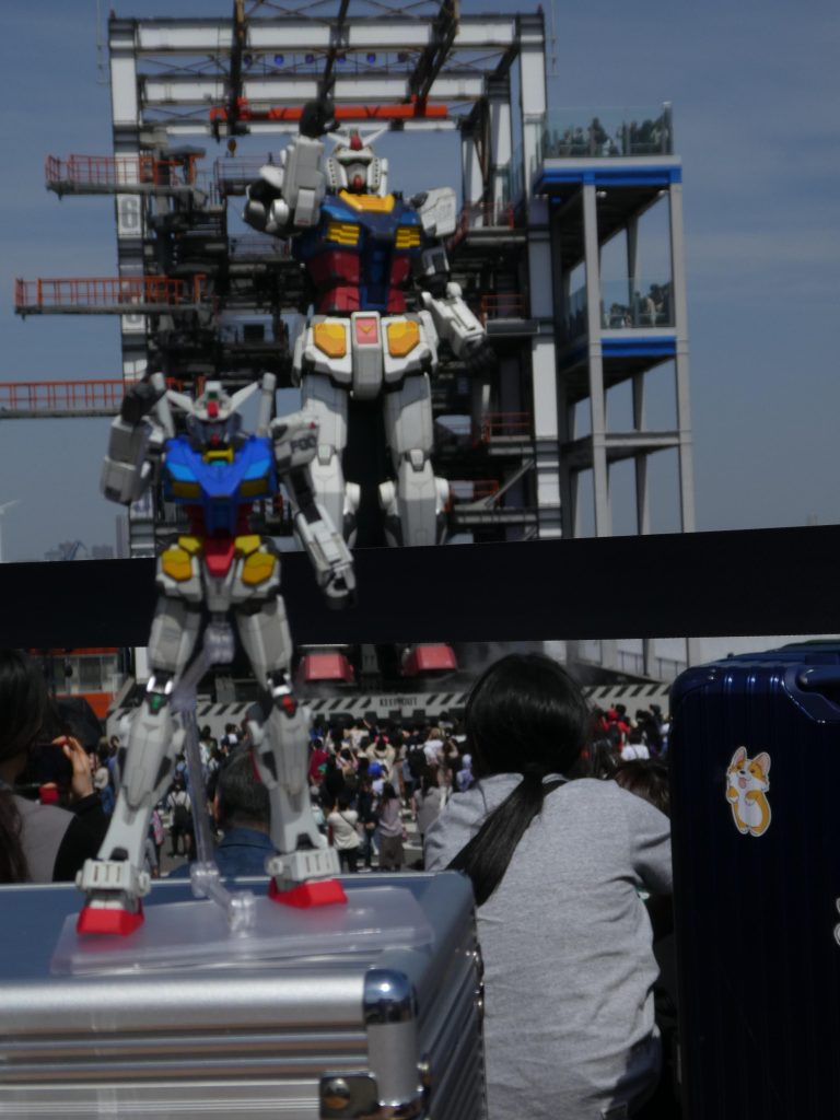 なんとか横浜のガンダム最終日に間に合い一緒に撮影。