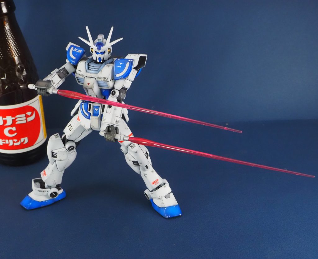 最近はEGガンダムのフル装備セットが手に入りにくいので、このビームサーベル刃が付属するのもとても有り難いですね