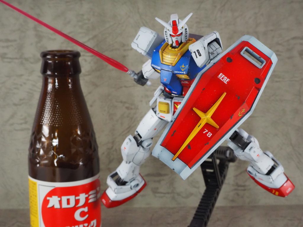 シールドはHGUCシールドの方がデザインが好みですが、まあこれは個人の好みでしょうね。