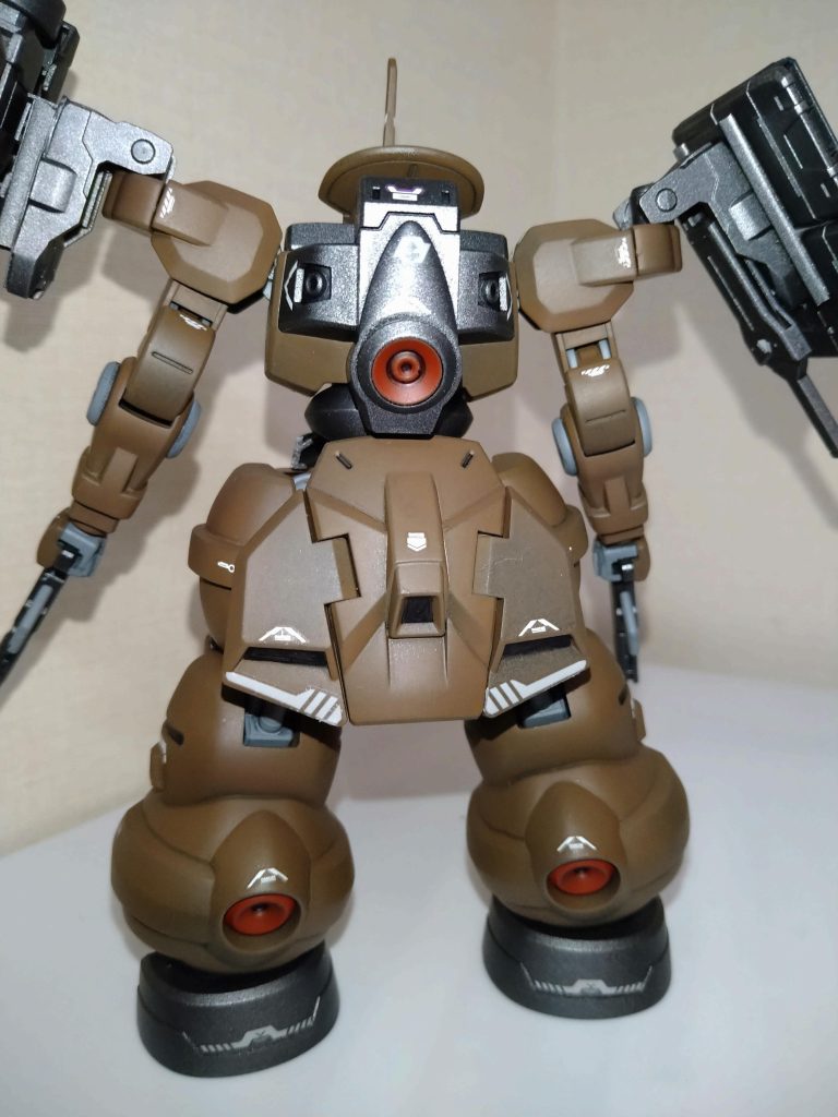 背面は通常型同様。