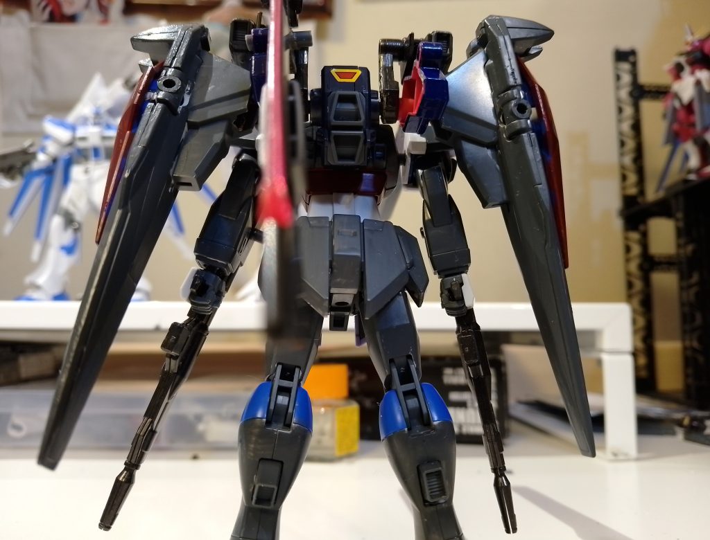 エクシアのパーツを使ってゴテゴテ感を出しました