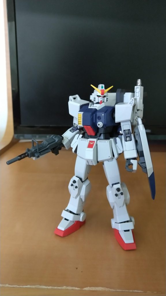 現在は病室なので、ガンプラマーカーとニッパぐらいしか使えません。でも、同じ境遇の方でも、なんとかなるって思って頂けると嬉しいです。最近、見に来る方も少しいらっしゃって、にこやかに帰って行かれるのが嬉しいです。