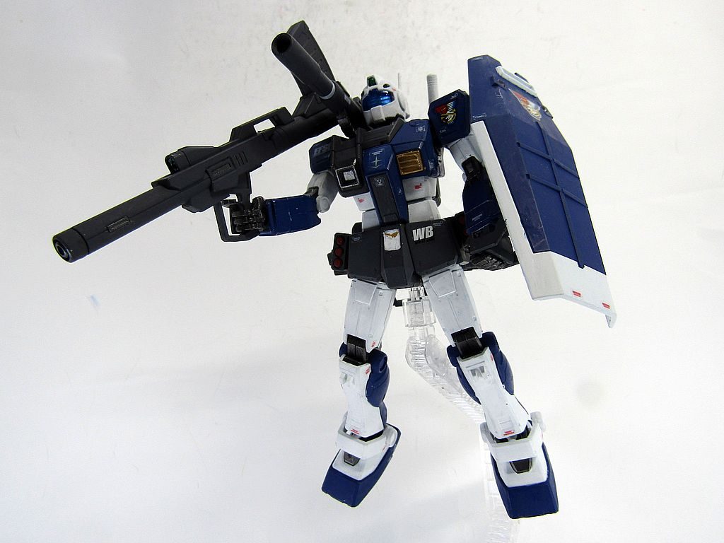 レビル艦隊のジムキャノンとミサイルポッド装備ジムとのミキシングです。